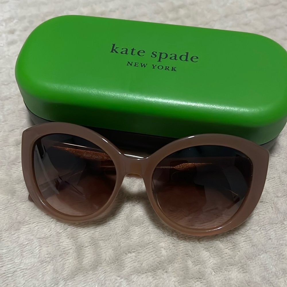 Kate Spade SHERRIE/S
Sunglasses - Picture 2 of 8